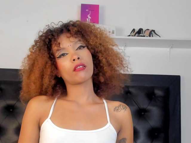 Spicy-shanty live cam on BongaCams