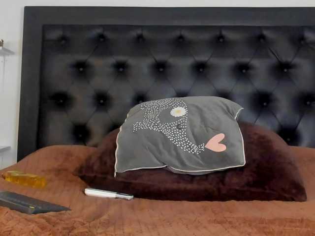 Spicy-shanty live cam on BongaCams