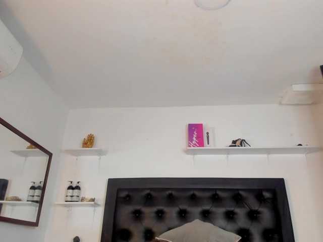 Spicy-shanty live cam on BongaCams