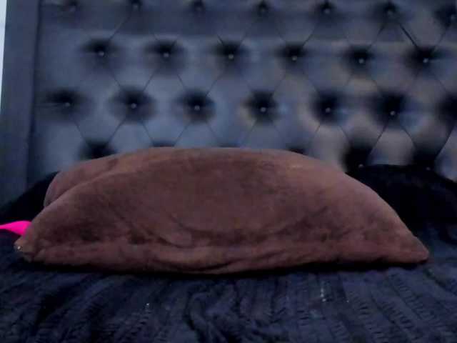 Spicy-shanty's BongaCams show and profile