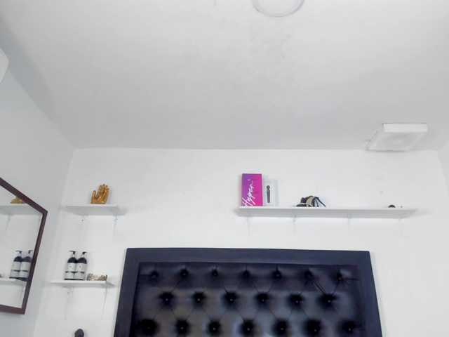 Spicy-shanty live cam on BongaCams