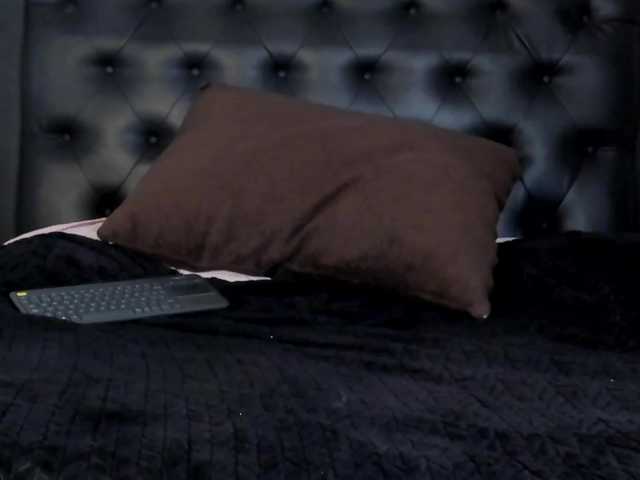 Spicy-shanty live cam on BongaCams