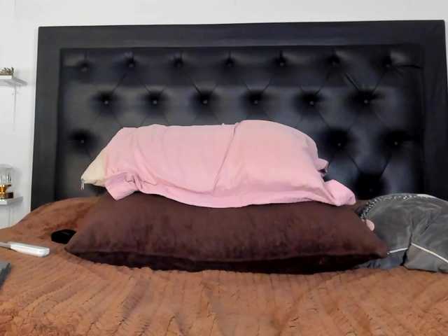 Spicy-shanty live cam on BongaCams