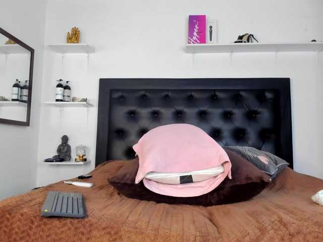Spicy-jonhson live webcam show