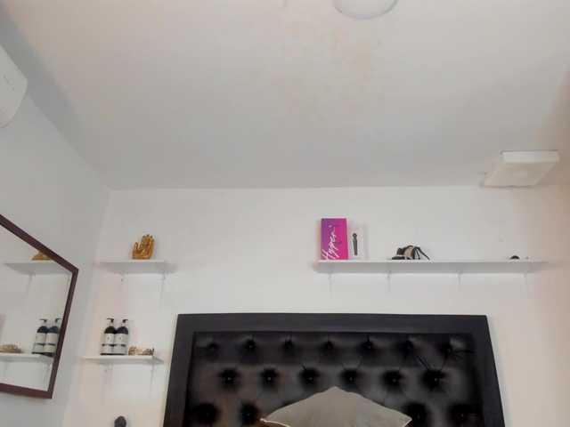 Spicy-shanty live cam on BongaCams