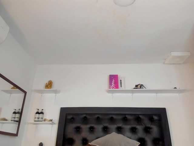 Spicy-shanty live cam on BongaCams