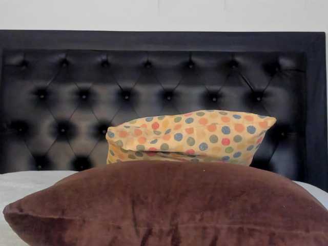 Spicy-shanty live cam on BongaCams
