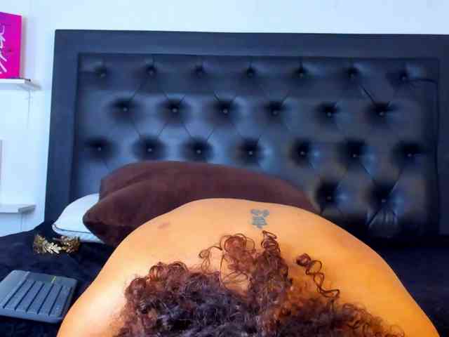 Spicy-jonhson webcam