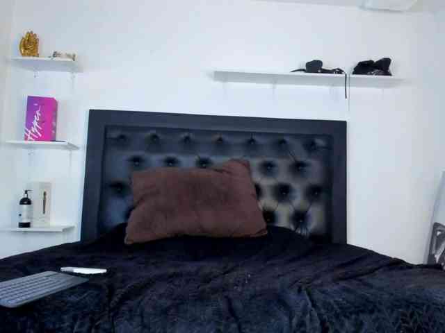 Spicy-jonhson webcam