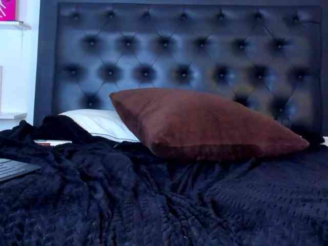 Spicy-jonhson webcam