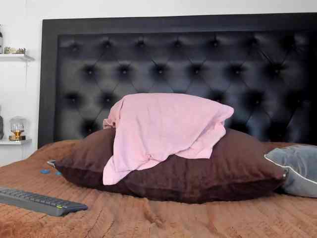 Spicy-jonhson webcam