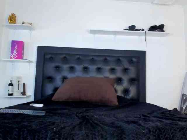 Spicy-jonhson webcam