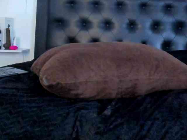 Spicy-jonhson webcam