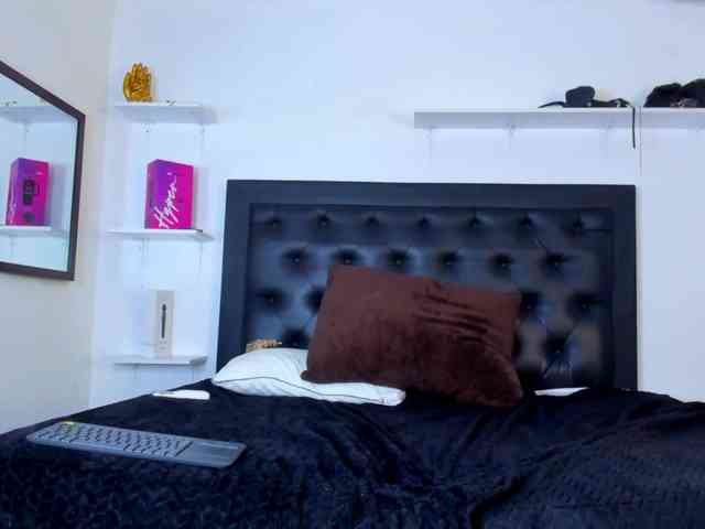 Spicy-jonhson webcam