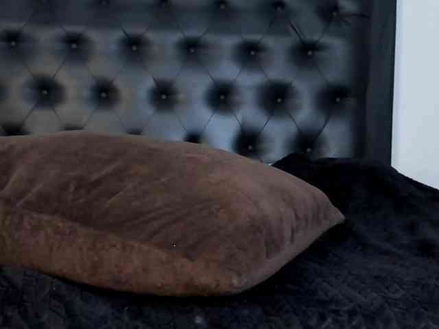 Spicy-jonhson webcam