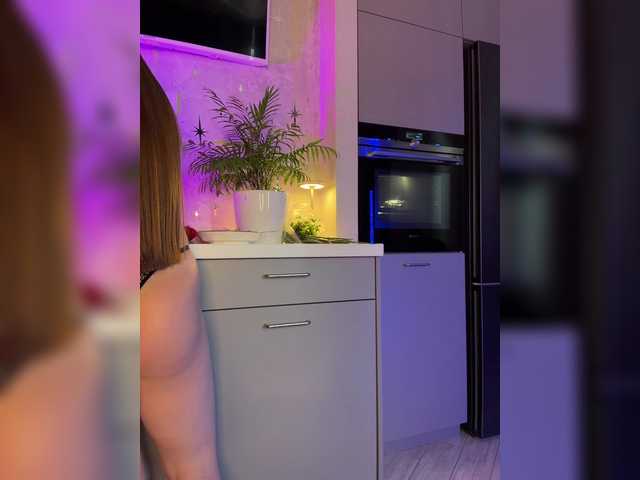 стрип от -TATUHA-