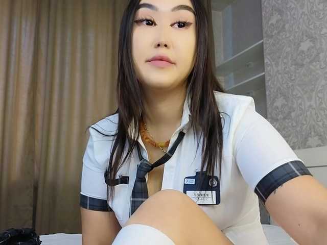 DianaMoon live cam on BongaCams