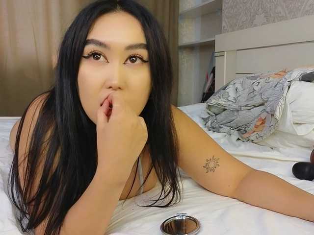 DianaMoon live cam on BongaCams