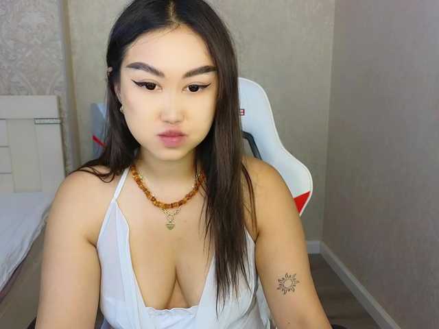 dianamoon live sex show