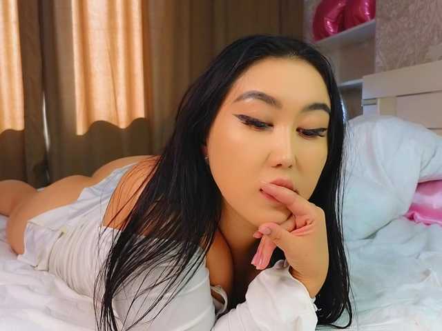 DianaMoon live cam on BongaCams
