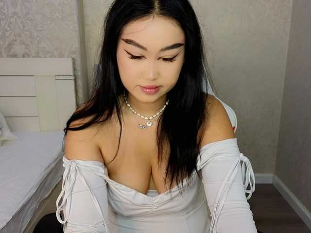 DianaMoon live cam on BongaCams