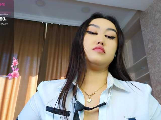 DianaMoon live cam on BongaCams