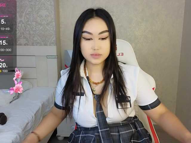 DianaMoon live cam on BongaCams