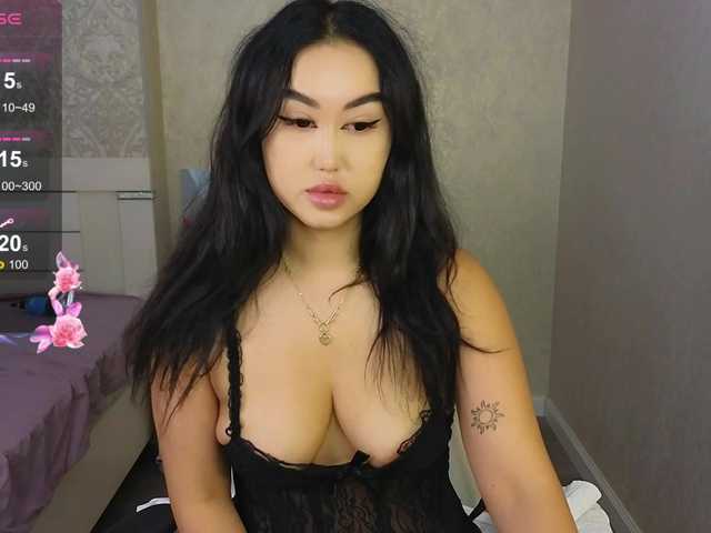 DianaMoon live cam on BongaCams