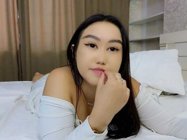 DianaMoon live cam on BongaCams