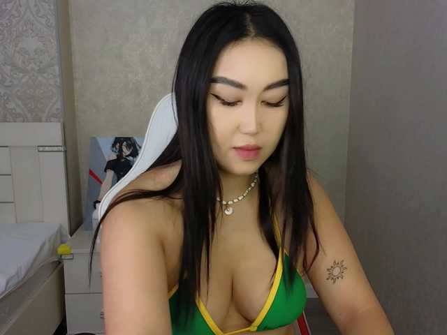 DianaMoon live cam on BongaCams