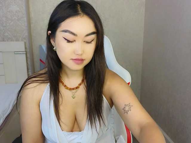 DianaMoon live cam on BongaCams