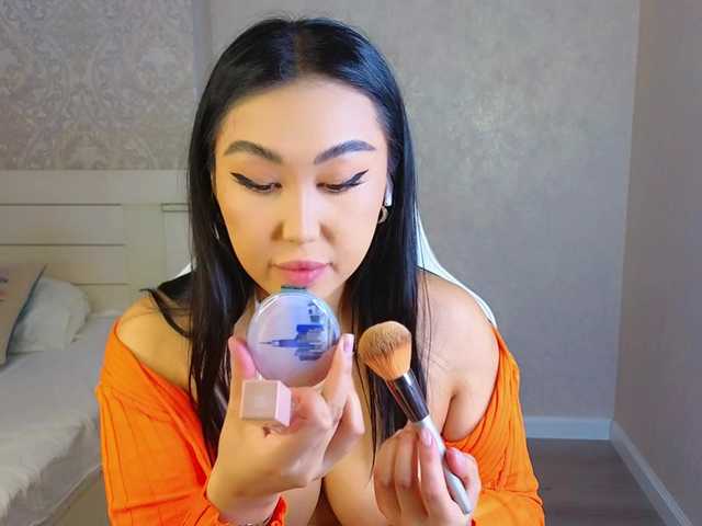 DianaMoon live cam on BongaCams