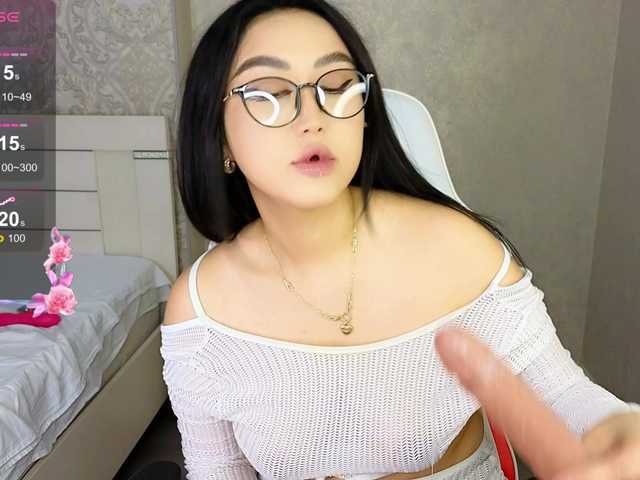 DianaMoon live cam on BongaCams
