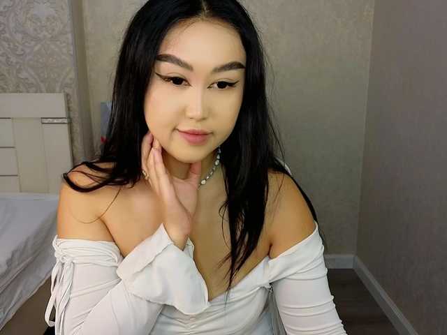 DianaMoon live cam on BongaCams