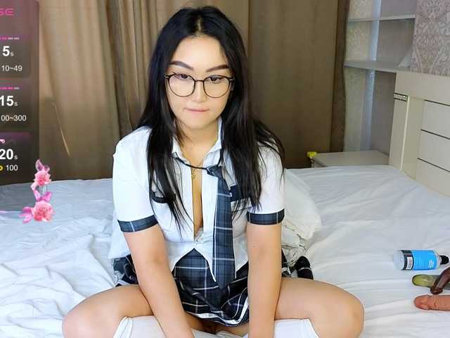 DianaMoon live cam on BongaCams