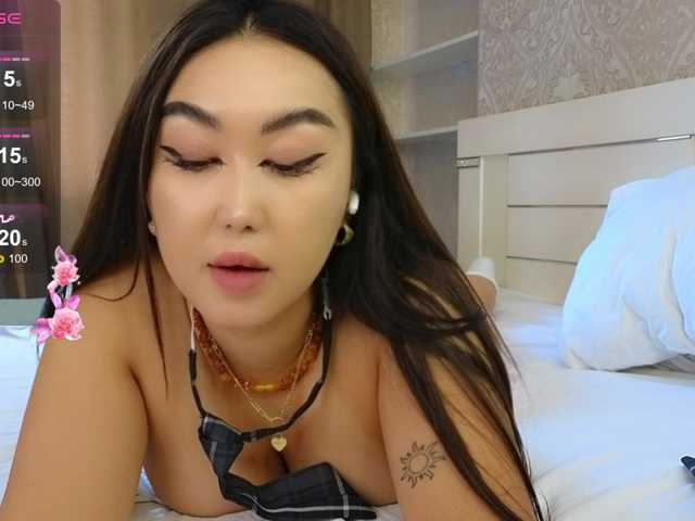 DianaMoon live cam on BongaCams