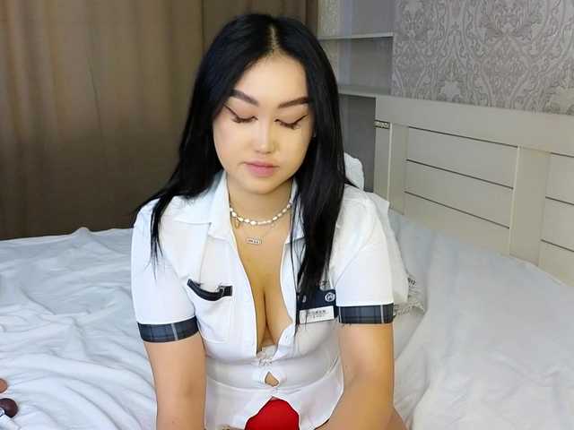 DianaMoon live cam on BongaCams