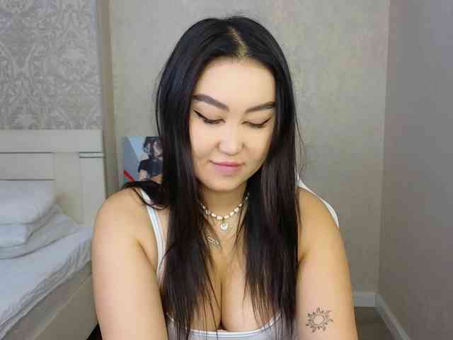 DianaMoon webcam