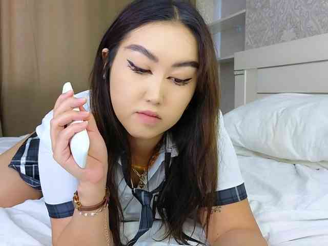 DianaMoon Sex Cam Show