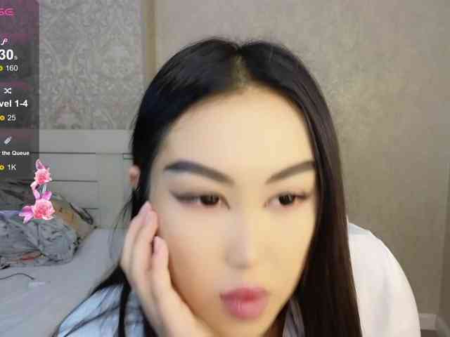 DianaMoon webcam