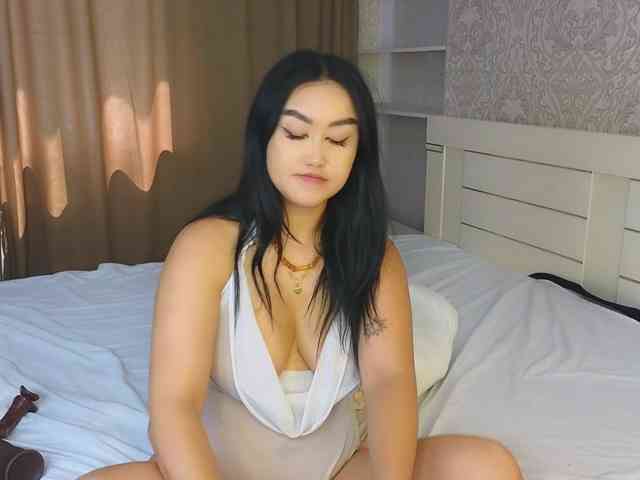 DianaMoon webcam