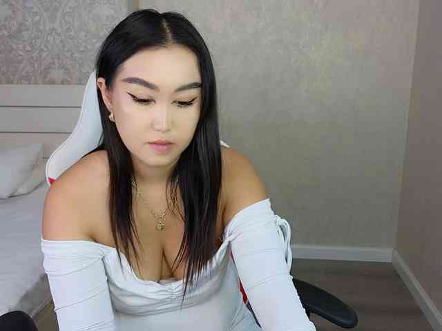 DianaMoon webcam