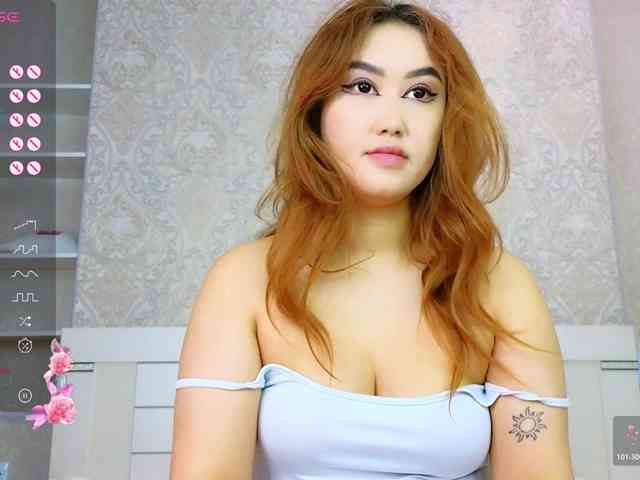 DianaMoon webcam