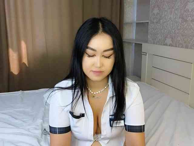 DianaMoon webcam