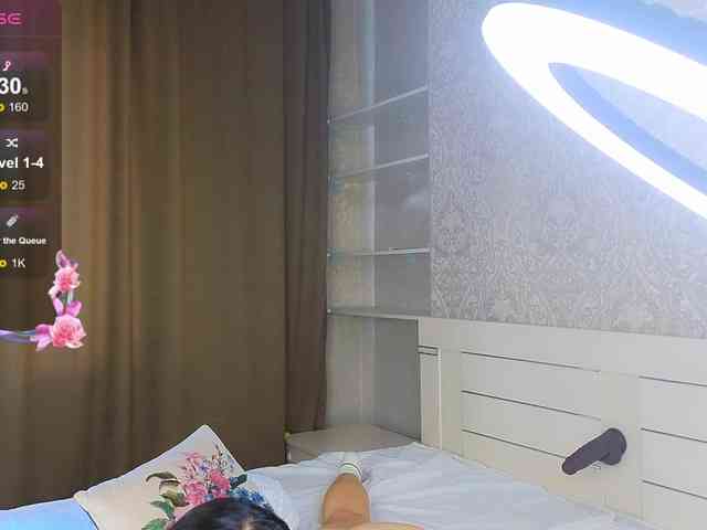 DianaMoon webcam