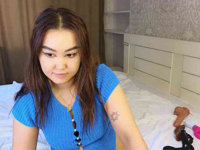 DianaMoon webcam