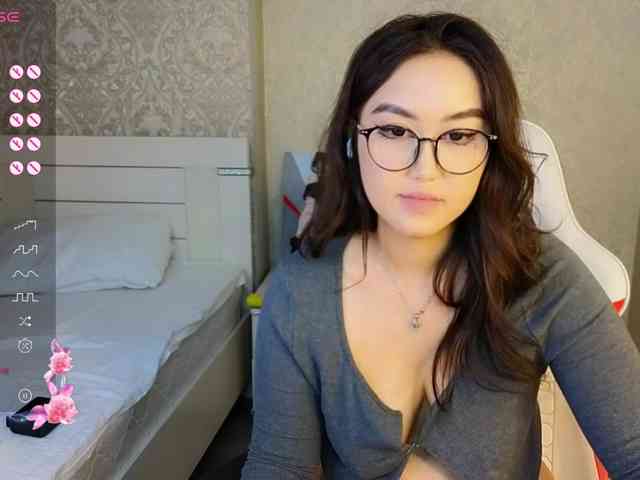 DianaMoon webcam