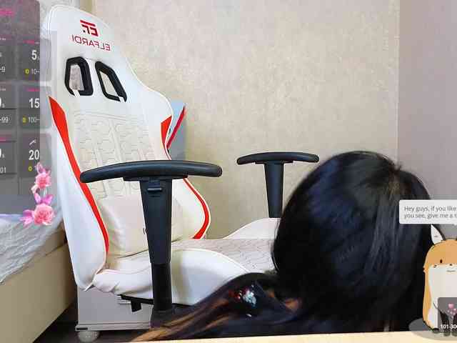 DianaMoon webcam