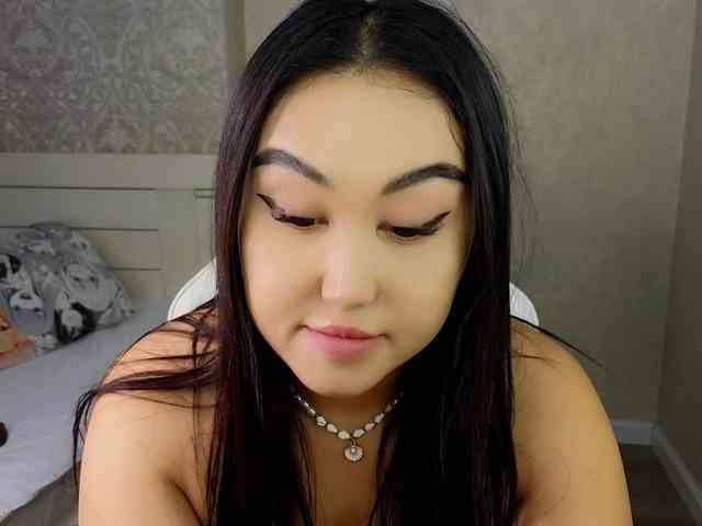 DianaMoon webcam