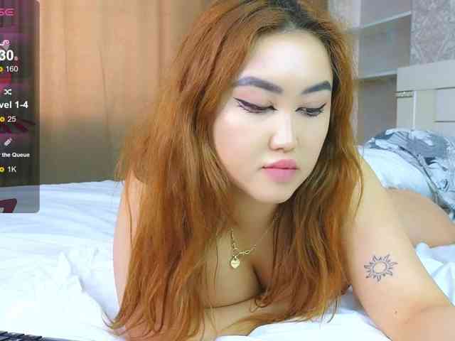 DianaMoon webcam